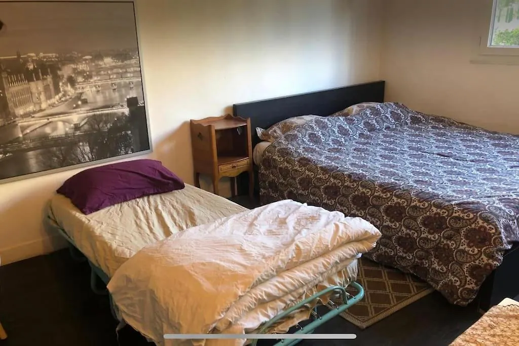 Charming Studio At The Heart Of 14 Arrondissement Parigi